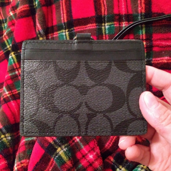 Coach Signature C PVC Lanyard - Picture 3 of 4